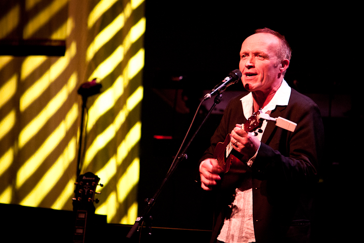 Stef Bos & Band @ de Warande, picture 8, photographed by Carine Wouters - FrontView Magazine