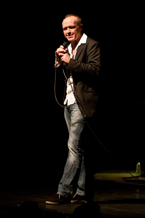 Stef Bos & Band @ de Warande, picture 13, photographed by Carine Wouters - FrontView Magazine
