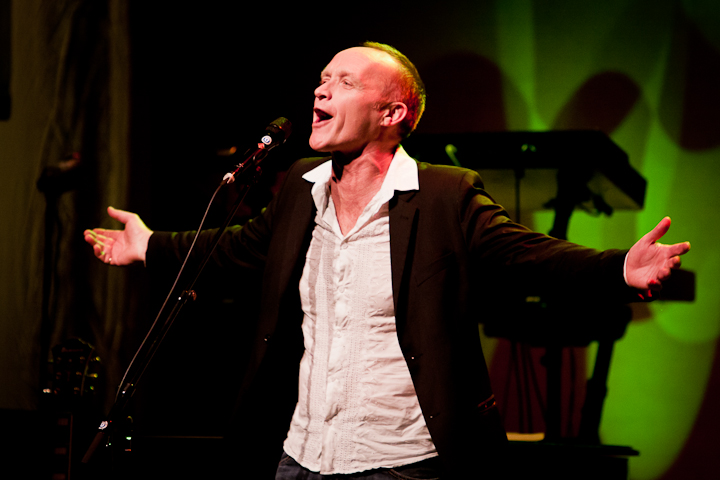 Stef Bos & Band @ de Warande, picture 29, photographed by Carine Wouters - FrontView Magazine