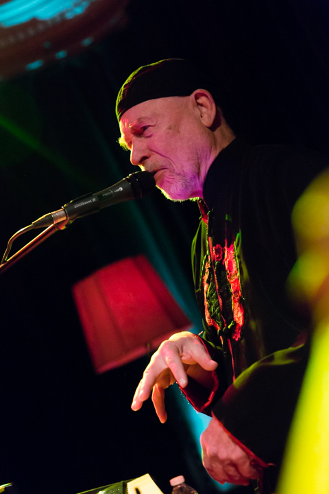The Grandmothers of Invention @ De Casino Sint-Niklaas, picture 6, photographed by Guy Danneels - FrontView Magazine