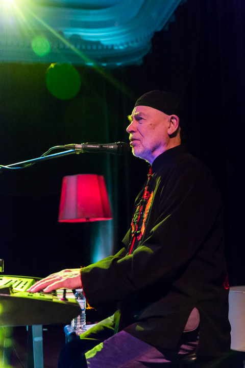 The Grandmothers of Invention @ De Casino Sint-Niklaas, picture 22, photographed by Guy Danneels - FrontView Magazine