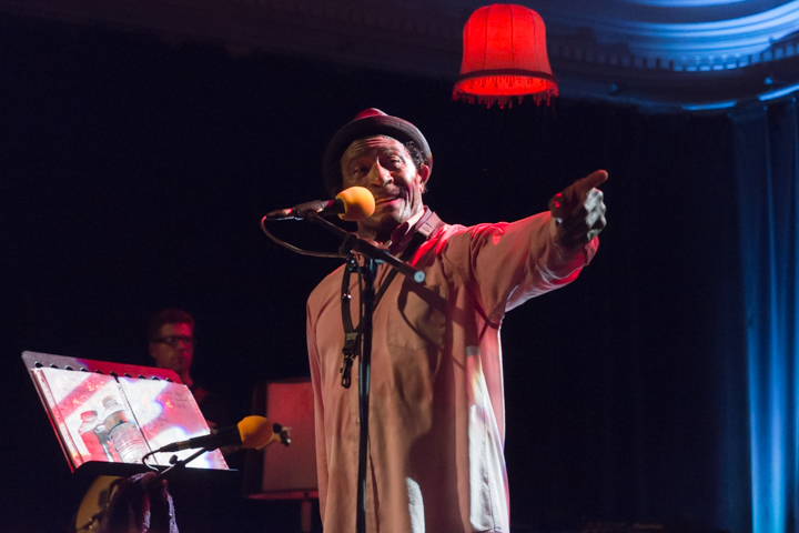 The Grandmothers of Invention @ De Casino Sint-Niklaas, picture 23, photographed by Guy Danneels - FrontView Magazine