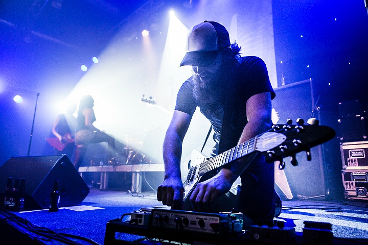 Bliksem @ De Pit, picture 33, photographed by Edwin Houdevelt - FrontView Magazine