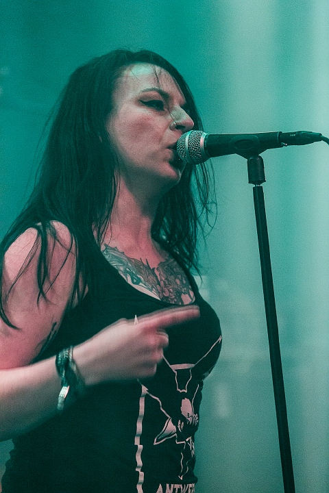 Bliksem @ De Pit, picture 35, photographed by Edwin Houdevelt - FrontView Magazine