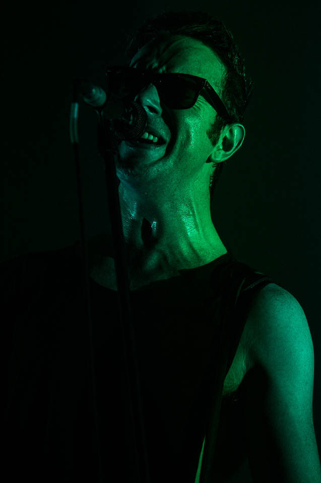 Glasvegas @ Het Depot, picture 4, photographed by Alexander Eyckmans - FrontView Magazine