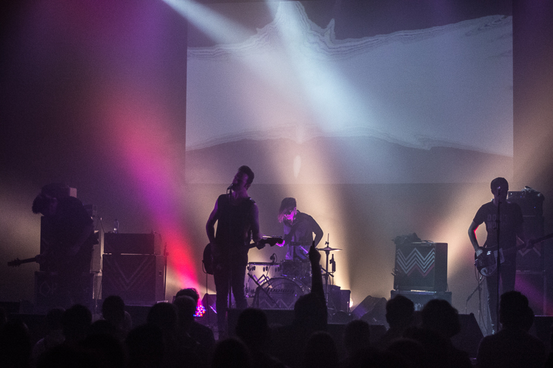 Glasvegas @ Het Depot, picture 10, photographed by Alexander Eyckmans - FrontView Magazine