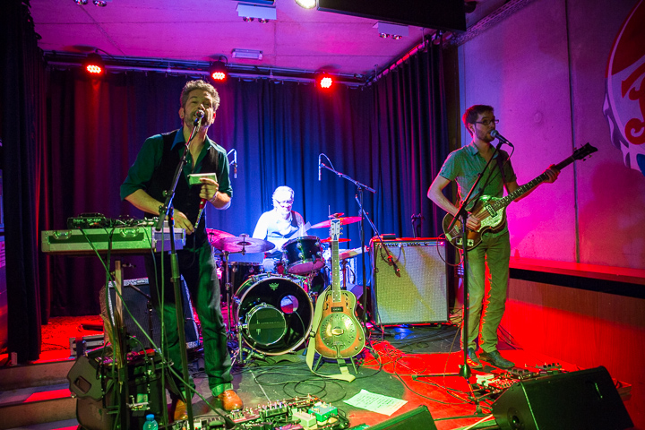 The Rhythm Junks @ Het Depot, picture 5, photographed by Kurt Jacobs - FrontView Magazine