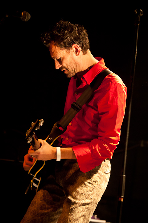 De Raggende Manne @ 013, picture 7, photographed by Gunter Van Hoye - FrontView Magazine