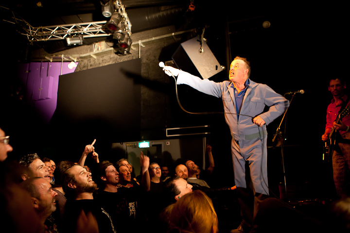 De Raggende Manne @ 013, picture 8, photographed by Gunter Van Hoye - FrontView Magazine