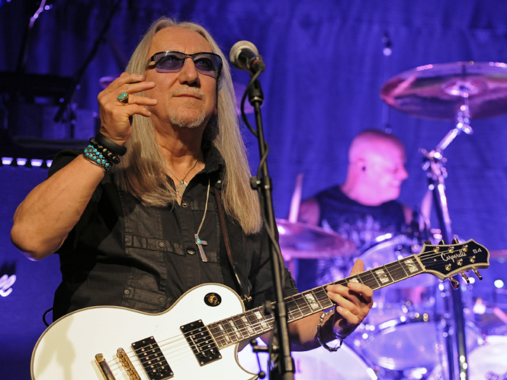 Uriah Heep @ Bosuil Weert (NL), foto 8, foto's door Paul Nouwen - FrontView Magazine