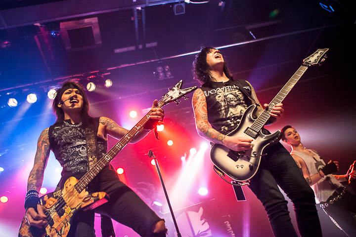 Black Veil Brides @ Trix, picture 6, photographed by Dorien Goetschalckx - FrontView Magazine