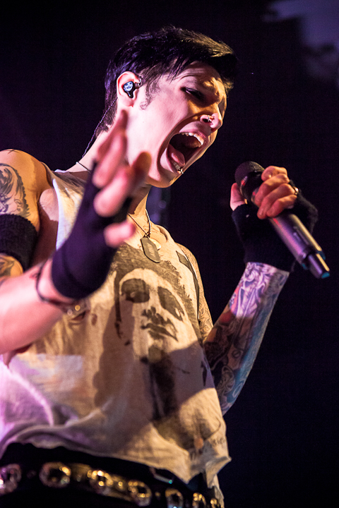 Black Veil Brides @ Trix, picture 7, photographed by Dorien Goetschalckx - FrontView Magazine
