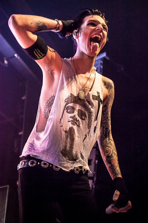 Black Veil Brides @ Trix, picture 8, photographed by Dorien Goetschalckx - FrontView Magazine