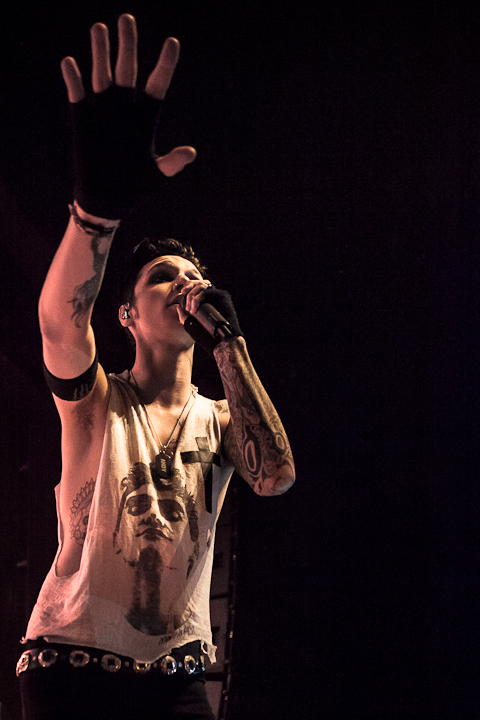 Black Veil Brides @ Trix, picture 9, photographed by Dorien Goetschalckx - FrontView Magazine