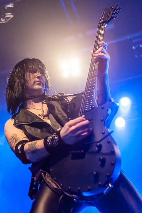 Black Veil Brides @ Trix, picture 17, photographed by Dorien Goetschalckx - FrontView Magazine