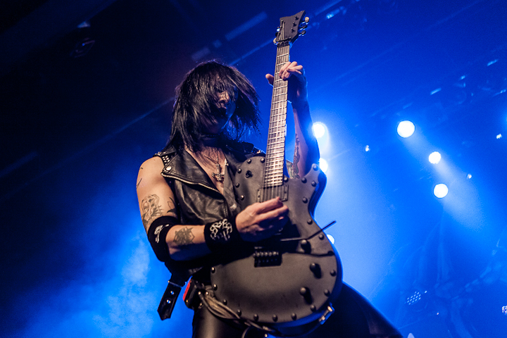 Black Veil Brides @ Trix, picture 18, photographed by Dorien Goetschalckx - FrontView Magazine