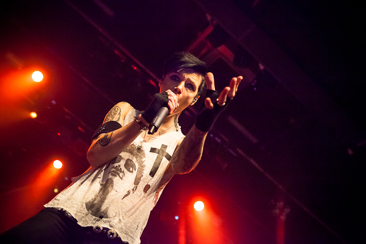 Black Veil Brides @ Trix, picture 24, photographed by Dorien Goetschalckx - FrontView Magazine