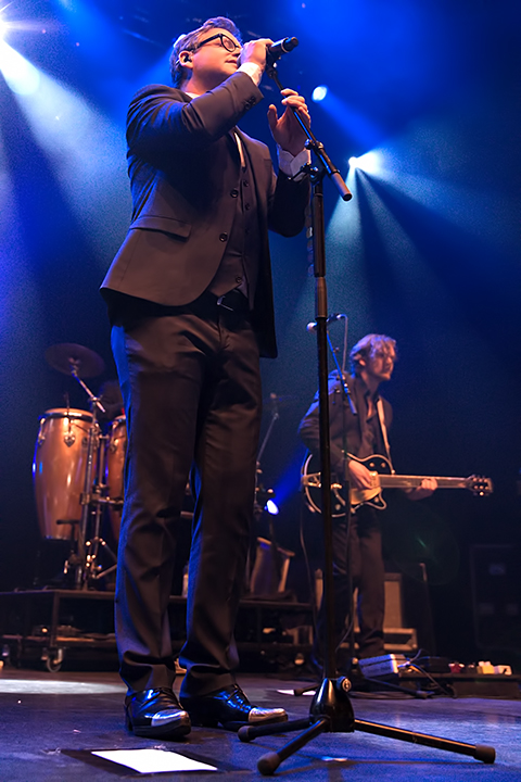 Guus Meeuwis - Het Kan Hier Zo Mooi Zijn @ 013, picture 2, photographed by Elke Briers - FrontView Magazine