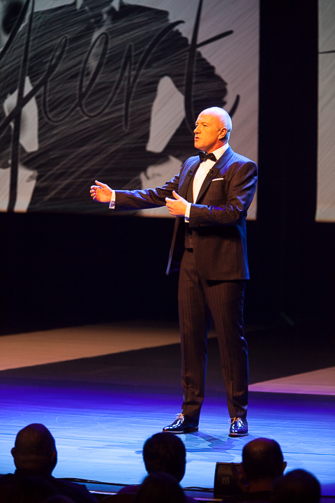 Geert Hoste King @ Stadsschouwburg, picture 7, photographed by Koen Rondelez - FrontView Magazine