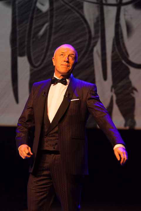 Geert Hoste King @ Stadsschouwburg, picture 8, photographed by Koen Rondelez - FrontView Magazine