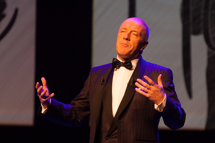 Geert Hoste King @ Stadsschouwburg, picture 12, photographed by Koen Rondelez - FrontView Magazine