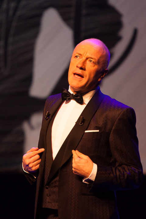 Geert Hoste King @ Stadsschouwburg, picture 13, photographed by Koen Rondelez - FrontView Magazine