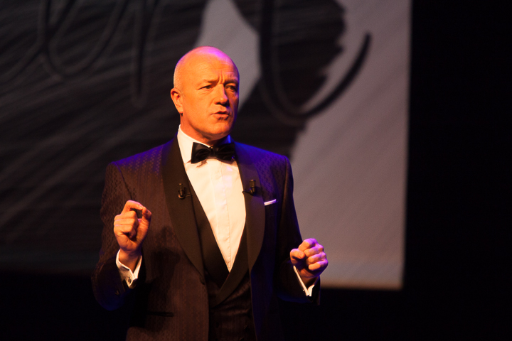 Geert Hoste King @ Stadsschouwburg, picture 14, photographed by Koen Rondelez - FrontView Magazine