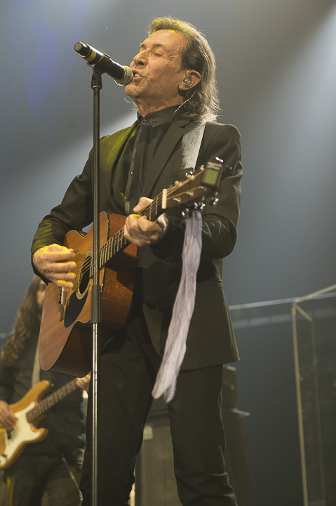 Golden years 25th edition @ sportpaleis, picture 34, photographed by Steven Stausens - FrontView Magazine