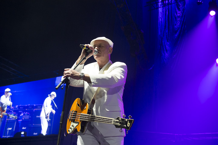 Golden years 25th edition @ sportpaleis, picture 55, photographed by Steven Stausens - FrontView Magazine