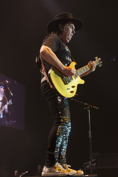 Golden years 25th edition @ sportpaleis, picture 68, photographed by Steven Stausens - FrontView Magazine