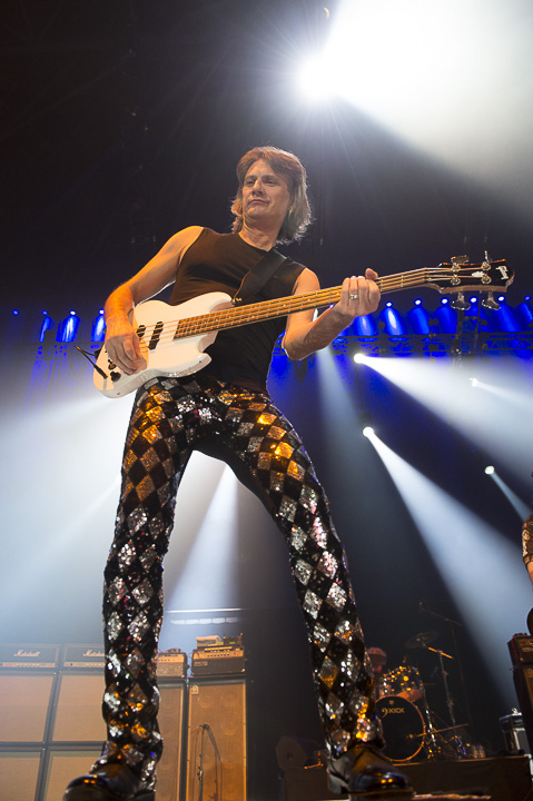 Golden years 25th edition @ sportpaleis, picture 70, photographed by Steven Stausens - FrontView Magazine