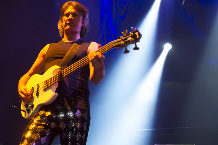 Golden years 25th edition @ sportpaleis, picture 75, photographed by Steven Stausens - FrontView Magazine