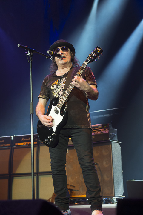 Golden years 25th edition @ sportpaleis, picture 77, photographed by Steven Stausens - FrontView Magazine
