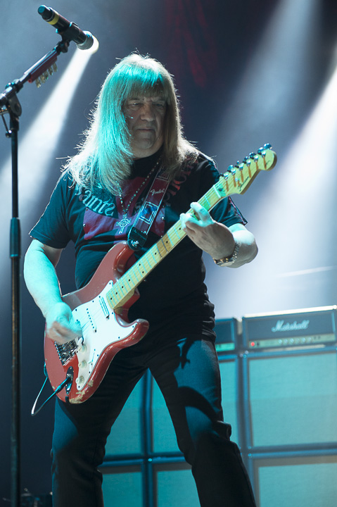 Golden years 25th edition @ sportpaleis, picture 94, photographed by Steven Stausens - FrontView Magazine