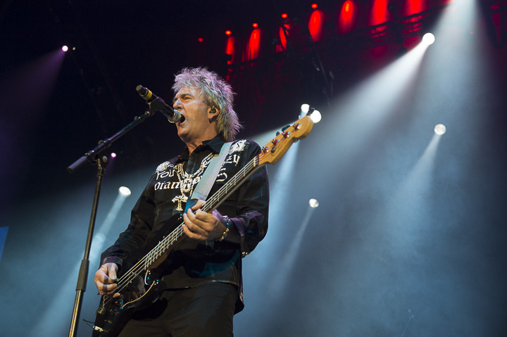 Golden years 25th edition @ sportpaleis, picture 107, photographed by Steven Stausens - FrontView Magazine