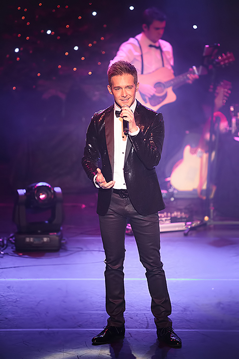 Christoff - Kerstconcert @ CC Den Egger, picture 3, photographed by Elke Briers - FrontView Magazine