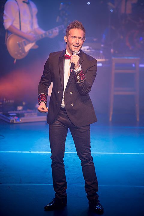 Christoff - Kerstconcert @ CC Den Egger, picture 19, photographed by Elke Briers - FrontView Magazine