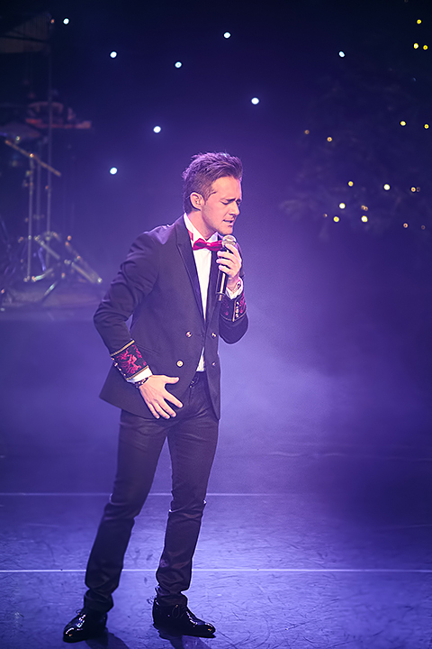 Christoff - Kerstconcert @ CC Den Egger, picture 22, photographed by Elke Briers - FrontView Magazine