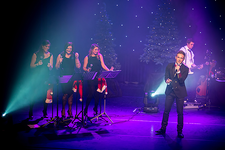 Christoff - Kerstconcert @ CC Den Egger, picture 29, photographed by Elke Briers - FrontView Magazine