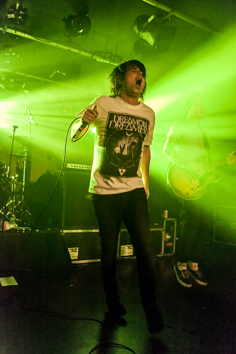 Silverstein @ Trix, foto 10, foto's door Dorien Goetschalckx - FrontView Magazine