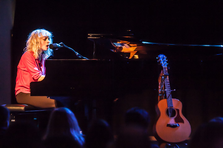 Jacqueline Govaert @ Tivoli, Utrecht, foto 3, foto's door Kris Saelen - FrontView Magazine