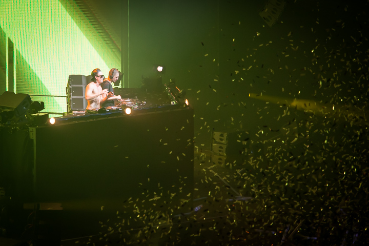 Dimitri Vegas & Like Mike @ Sportpaleis, picture 31, photographed by Jef Matthee - FrontView Magazine