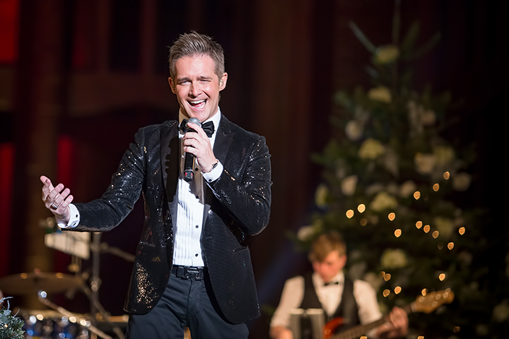Christoff - Kerstconcert @ Basiliek van Koekelberg, picture 12, photographed by Elke Briers - FrontView Magazine