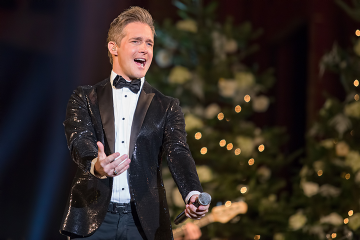 Christoff - Kerstconcert @ Basiliek van Koekelberg, picture 13, photographed by Elke Briers - FrontView Magazine