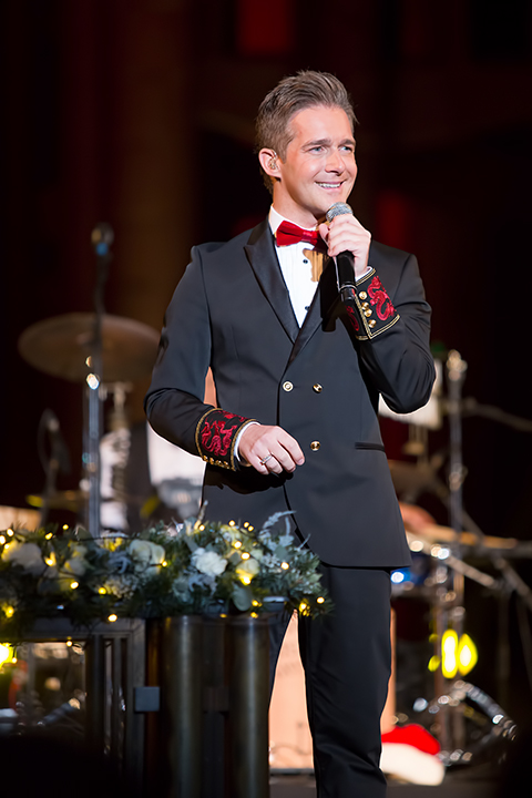 Christoff - Kerstconcert @ Basiliek van Koekelberg, picture 20, photographed by Elke Briers - FrontView Magazine