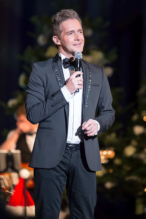 Christoff - Kerstconcert @ Basiliek van Koekelberg, picture 25, photographed by Elke Briers - FrontView Magazine