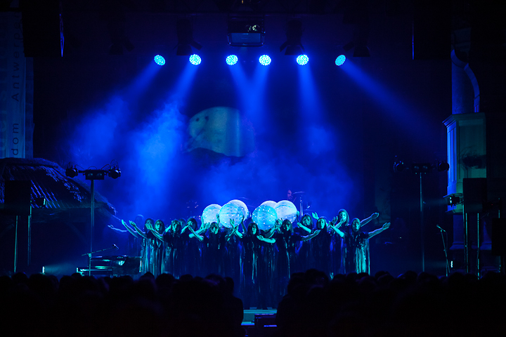 Scala & Kolacny Brothers @ Sint-Katharinakerk Hoogstraten, picture 1, photographed by Dorien Goetschalckx - FrontView Magazine
