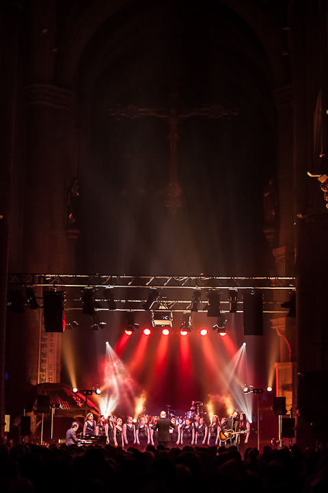 Scala & Kolacny Brothers @ Sint-Katharinakerk Hoogstraten, picture 11, photographed by Dorien Goetschalckx - FrontView Magazine