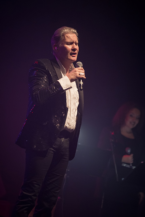 Johnny Logan @ Casino Knokke, picture 15, photographed by Elke Briers - FrontView Magazine
