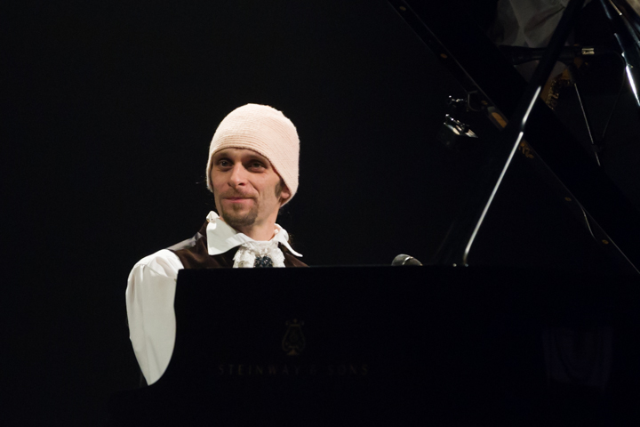 Preuteleute Theatershow @ Casino Kursaal Oostende, foto 3, foto's door Guy Danneels - FrontView Magazine